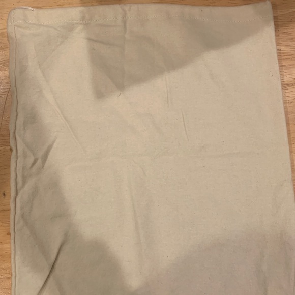 Badgley Mischka Soft Protective Cover - Picture 2 of 2